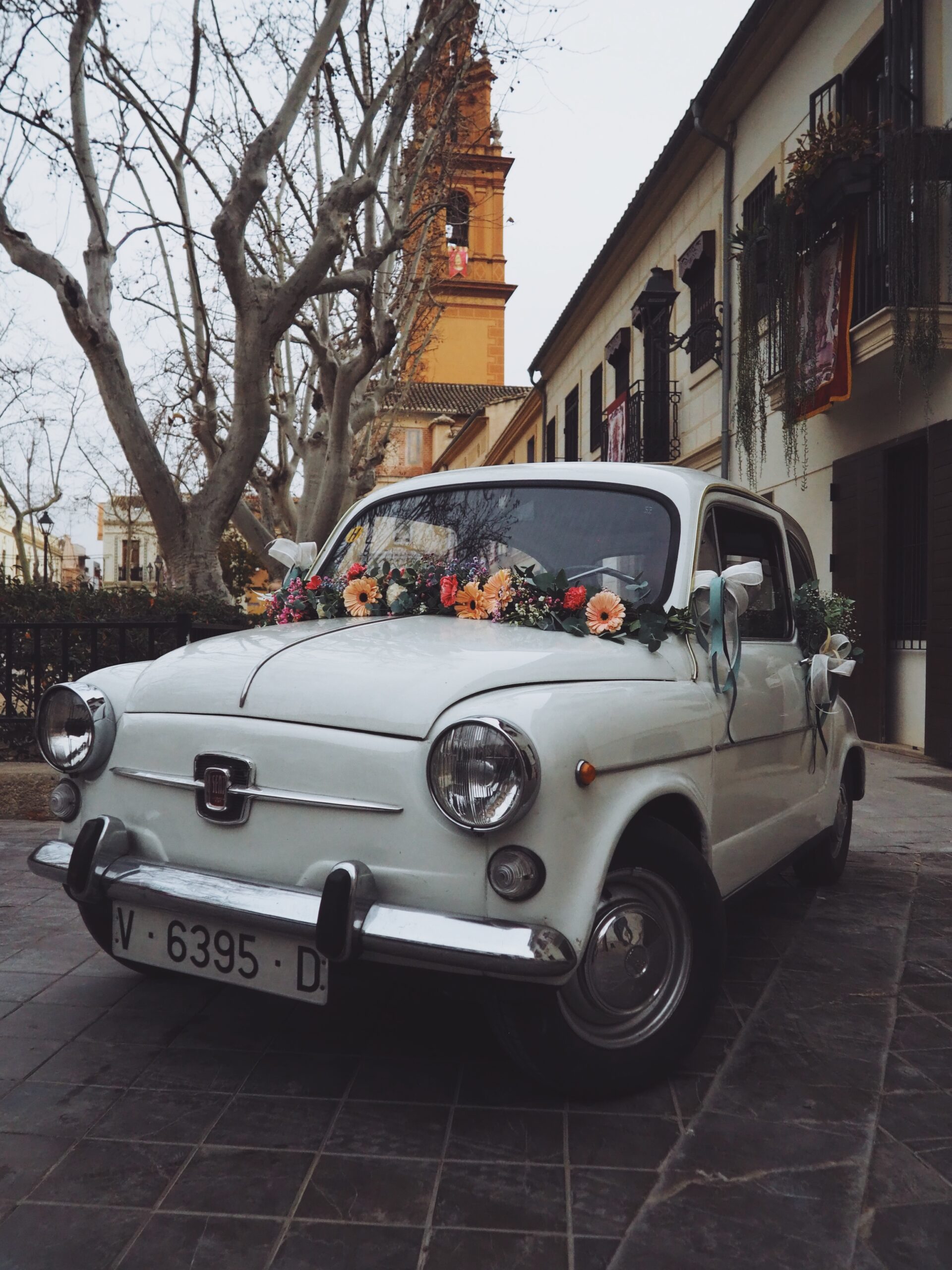 Seat 600 de boda en Valencia — detalle lateral